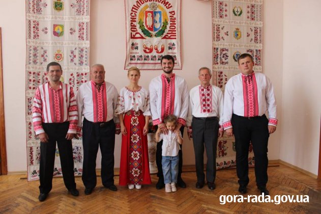Візьміть участь у районному конкурсі української патріотичної пісні